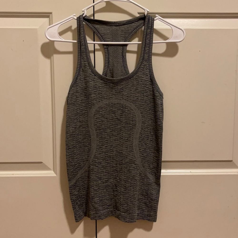 Lululemon Swiftly Tech Tank Size 6